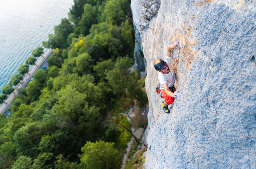 Grimper autour d'Annecy sans voiture
