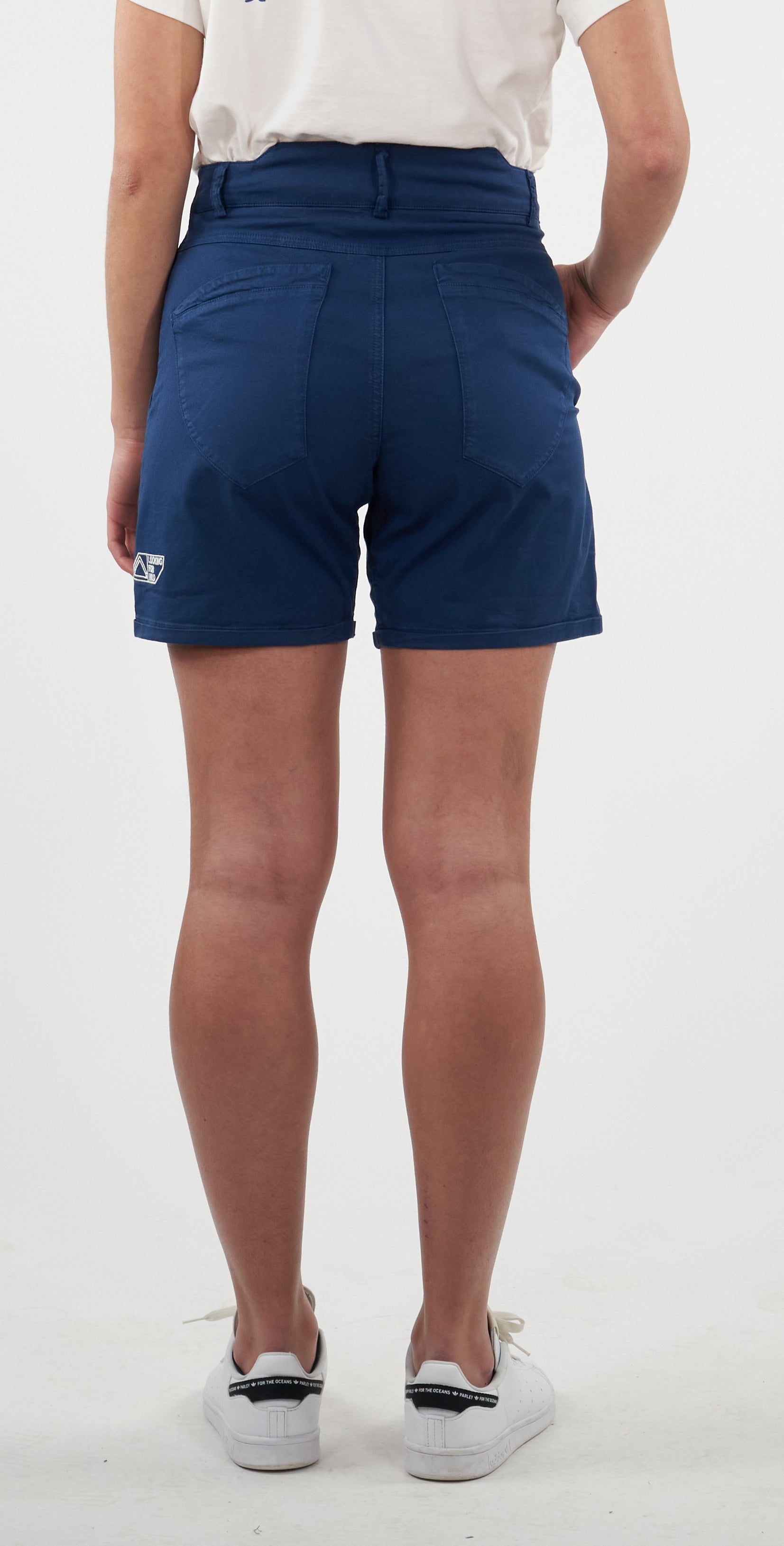 Bavella NAVY PEONY technical shorts