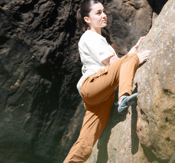 Pantalones de escalada Laila Peak Carga - Arena