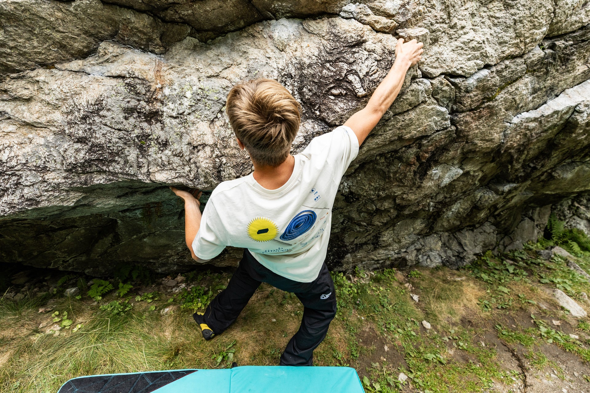 T-Shirt Unisexe Climb Delivery - Snow White