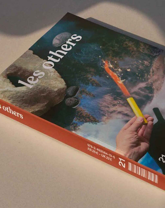 Magazine Les Others